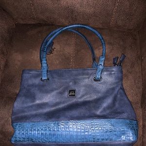 Conceal carry handbag.